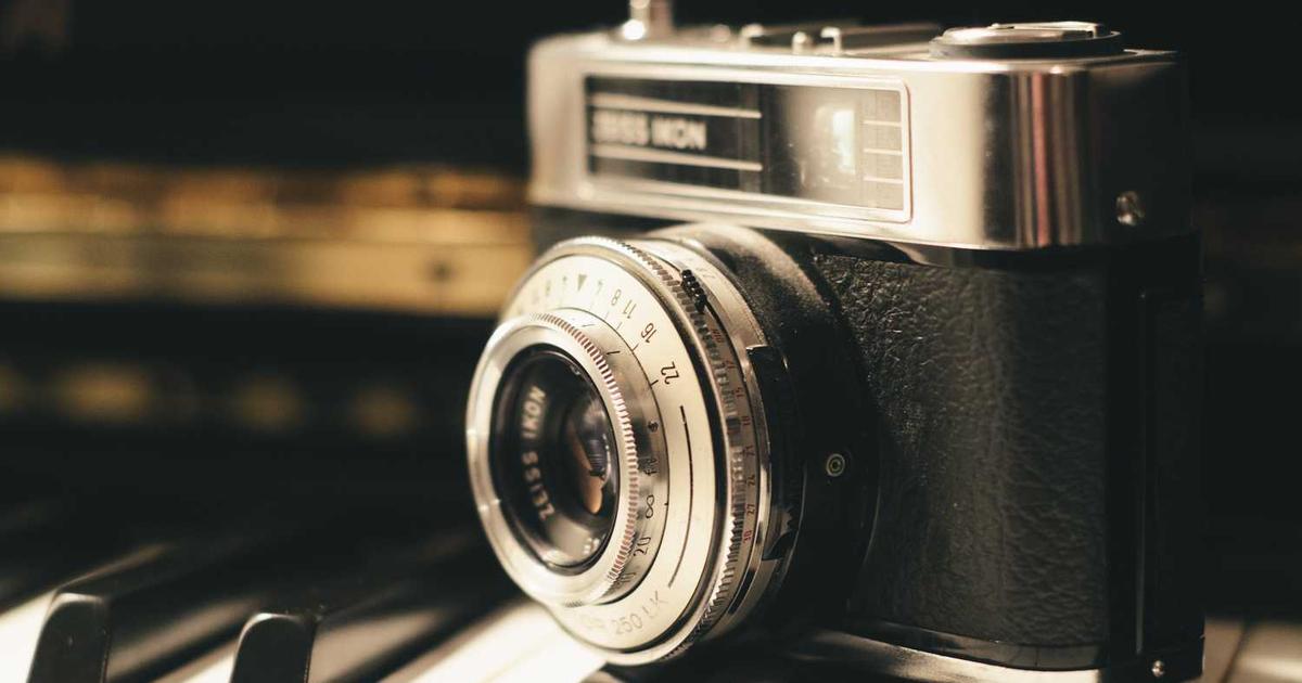 What is Freelance Graphic Designer? - Company Overview & Details